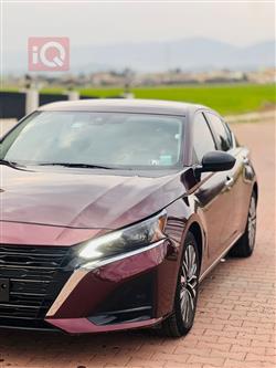 نيسان ألتيما